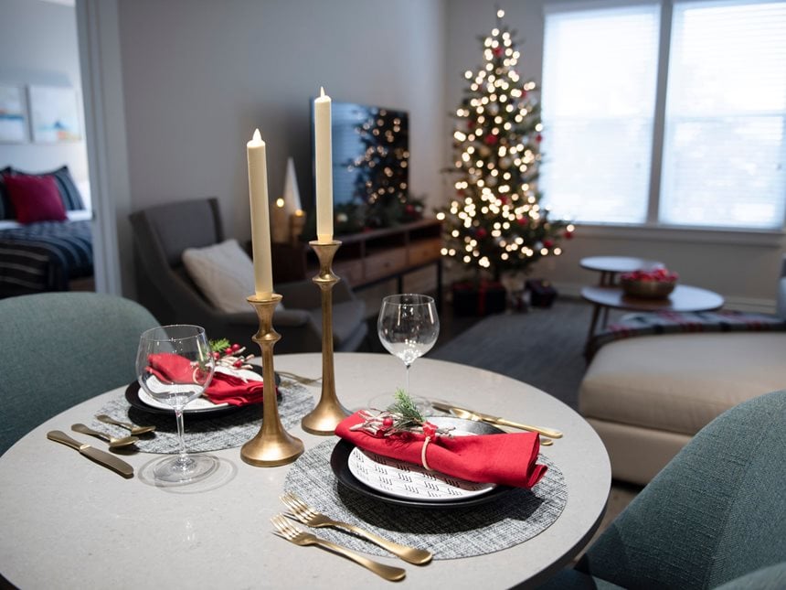 Home for the Holidays: Why Furnished Apartments Make the Perfect Seasonal Stay  